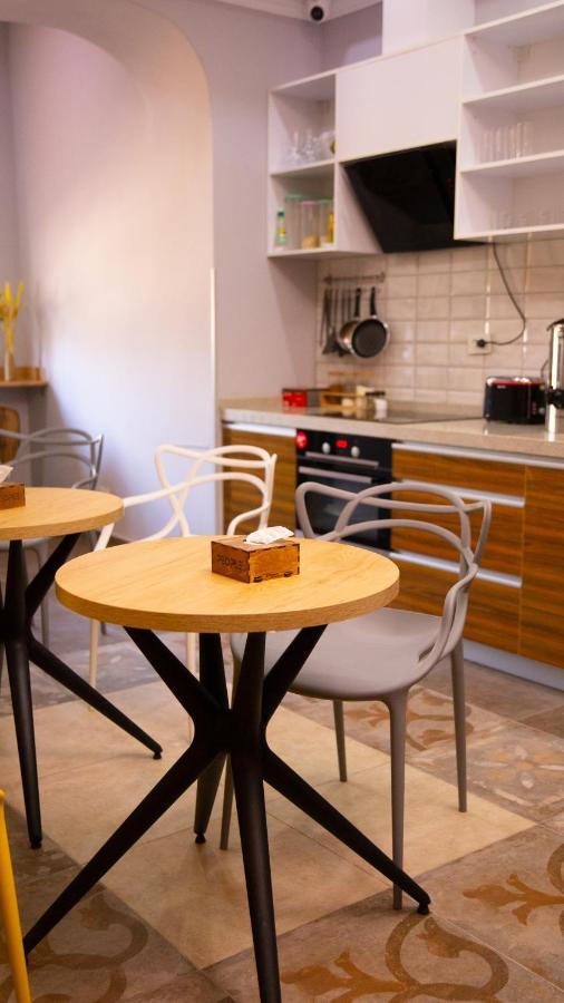 People Hostel Бішкек Екстер'єр фото