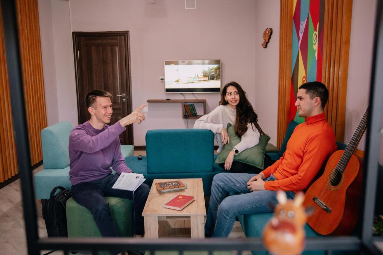 People Hostel Бішкек Екстер'єр фото