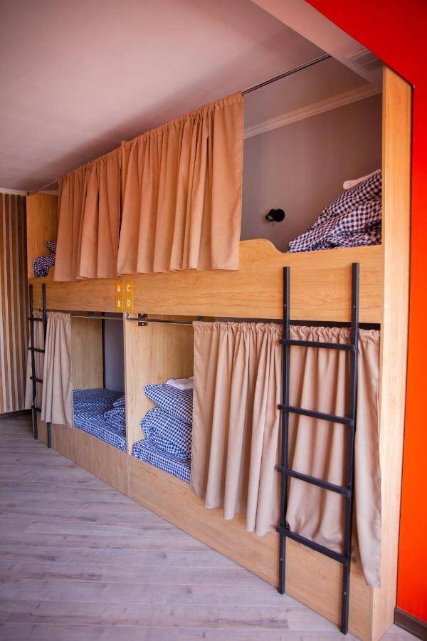 People Hostel Бішкек Екстер'єр фото